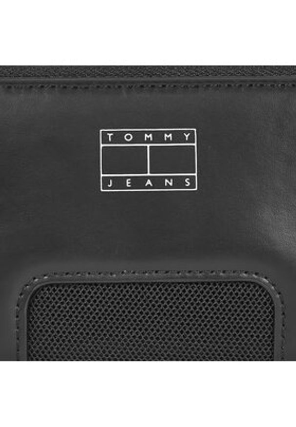 Tommy Jeans Mały Portfel Damski AW0AW16218 Czarny. Kolor: czarny. Materiał: skóra