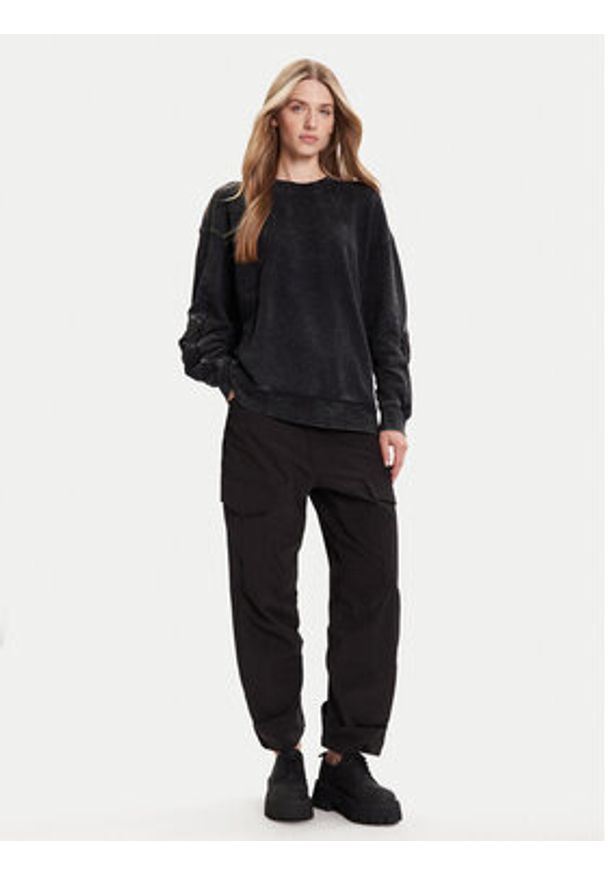 G-Star RAW - G-Star Raw Spodnie materiałowe Cargo 3D D27022-D909 Czarny Boyfriend Fit. Kolor: czarny. Materiał: syntetyk