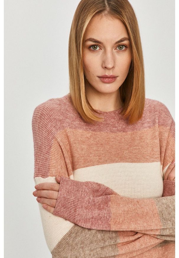 only - Only - Sweter. Okazja: na co dzień. Kolor: różowy. Długość rękawa: długi rękaw. Długość: długie. Styl: casual