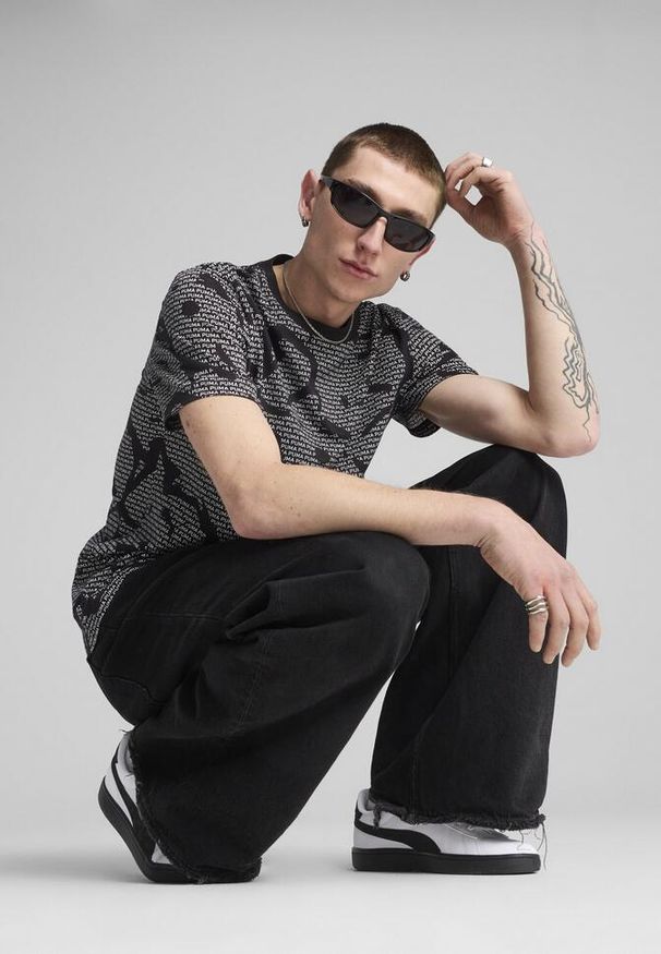 Puma - Męska koszulka Essentials Logo Lab PUMA Black. Kolor: czarny. Materiał: guma. Wzór: nadruk