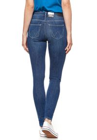Wrangler - WRANGLER SUPER SKINNY SUMMER SKY W29JGT12W 112128559. Długość: długie. Wzór: aplikacja, ażurowy. Sezon: lato. Styl: klasyczny, sportowy #10