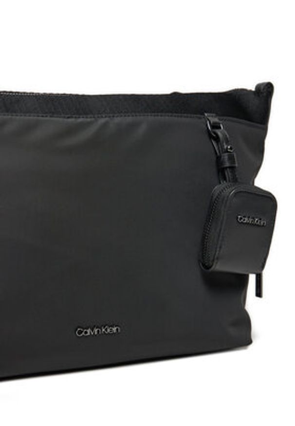 Calvin Klein Torebka K50K512804 Czarny. Kolor: czarny. Materiał: materiał