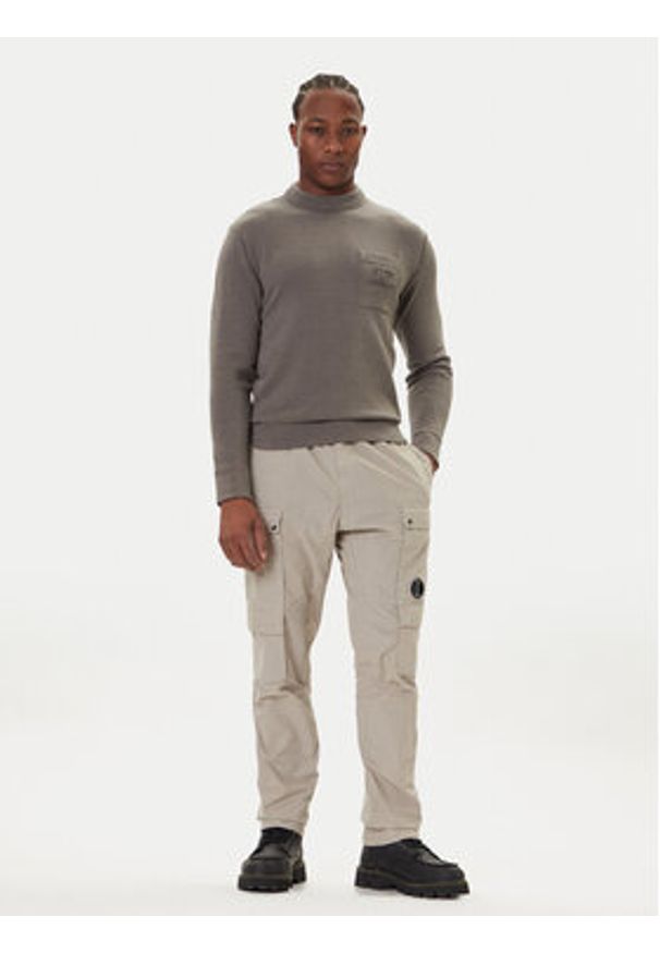 C.P. Company Sweter 19CMKN061A110432A Szary Regular Fit. Kolor: szary. Materiał: bawełna