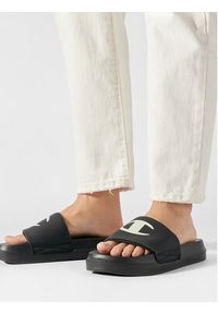 Champion Klapki S11627-KK001 Czarny. Kolor: czarny. Materiał: syntetyk #2