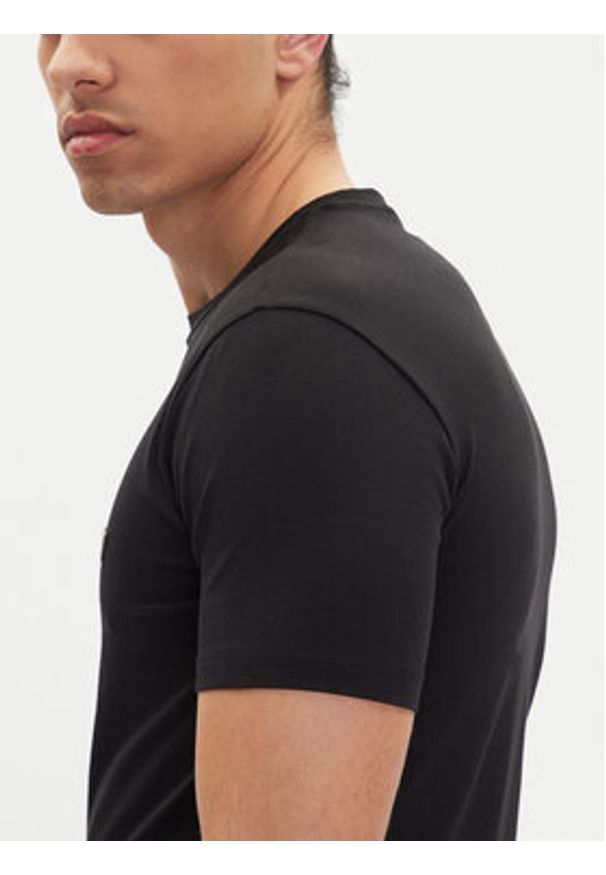 Emporio Armani Underwear T-Shirt EM000379 AF10784 UC001 Czarny Slim Fit. Kolor: czarny. Materiał: bawełna