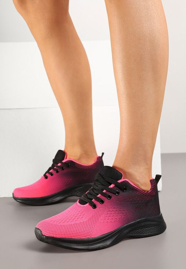 Renee - Czarno-Różowe Buty Sportowe Sneakersy z Miękką Cholewką w Stylu Ombre Alisaria. Kolor: czarny. Szerokość cholewki: normalna. Wzór: gradientowy