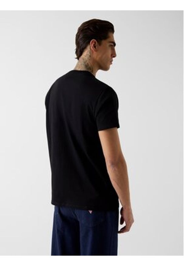Guess T-Shirt M6GI48 K3583 Czarny Regular Fit. Kolor: czarny. Materiał: bawełna