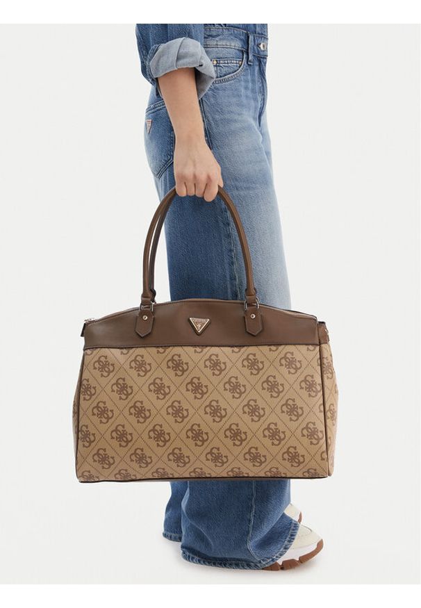 Guess Torba weekendowa TWOB86 88903 Brązowy. Kolor: brązowy. Materiał: skóra