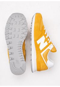 Sneakersy męskie żółte New Balance ML574PJ2. Okazja: na co dzień, na spacer, do pracy. Kolor: żółty. Model: New Balance 574. Sport: turystyka piesza
