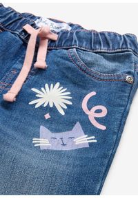 bonprix - Dżinsy z prostymi nogawkami mid waist. Kolor: niebieski. Wzór: nadruk #3