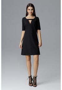 e-margeritka - Prosta trapezowa sukienka przed kolano czarna - s. Kolor: czarny. Materiał: poliester, materiał, wiskoza. Wzór: aplikacja. Typ sukienki: proste, trapezowe. Styl: elegancki