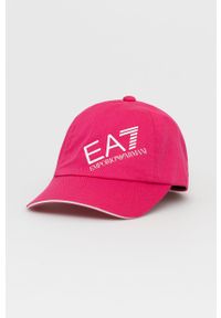 EA7 Emporio Armani czapka bawełniana kolor fioletowy z aplikacją. Kolor: fioletowy. Materiał: bawełna. Wzór: aplikacja