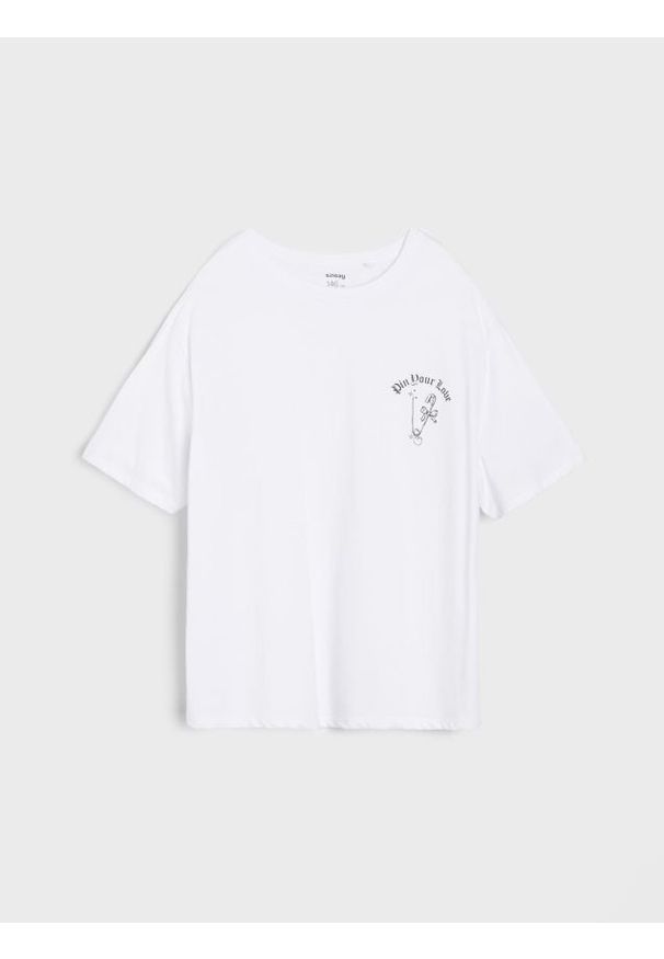 Sinsay - Bawełniana koszulka z nadrukiem - biały. Kolor: biały. Materiał: bawełna. Wzór: nadruk