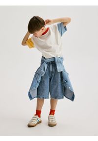 Reserved - Denimowe szorty baggy - niebieski. Kolor: niebieski. Materiał: bawełna, tkanina #1