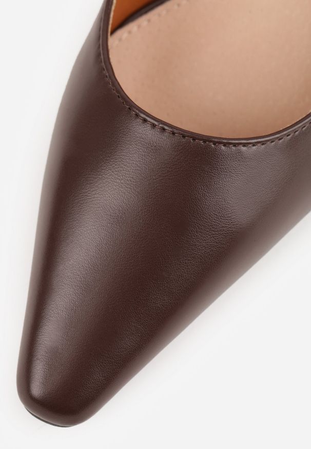 Born2be - Brązowe Czółenka Vices na Obcasie Typu Kaczuszka ze Skórzaną Wkładką Naliove. Okazja: na co dzień, do pracy, na spotkanie biznesowe. Kolor: brązowy. Materiał: skóra. Obcas: na obcasie. Styl: klasyczny, casual, biznesowy. Wysokość obcasa: średni