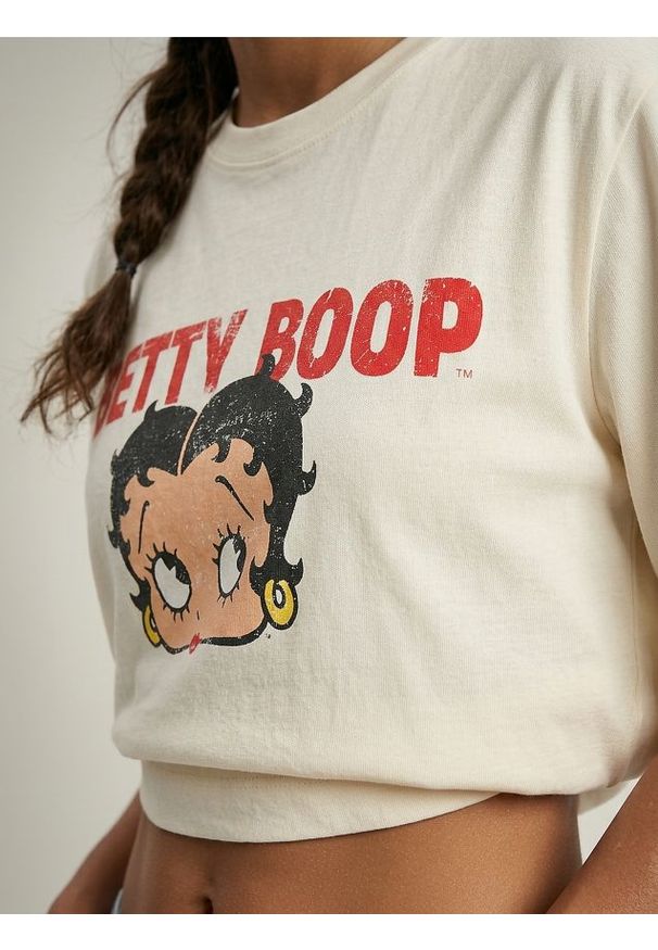 Sinsay - Bawełniana koszulka z nadrukiem Betty Boop - żółty. Kolor: żółty. Materiał: bawełna. Wzór: nadruk