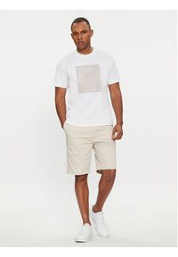 Calvin Klein T-Shirt Square Logo K10K112503 Biały Regular Fit. Kolor: biały. Materiał: bawełna #3