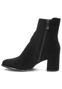 Czarne Botki Marco Tozzi Eleganckie Skórzane Buty Na Obcasie. Okazja: na spacer. Kolor: czarny. Materiał: skóra. Szerokość cholewki: normalna. Obcas: na obcasie. Styl: elegancki. Wysokość obcasa: średni #7
