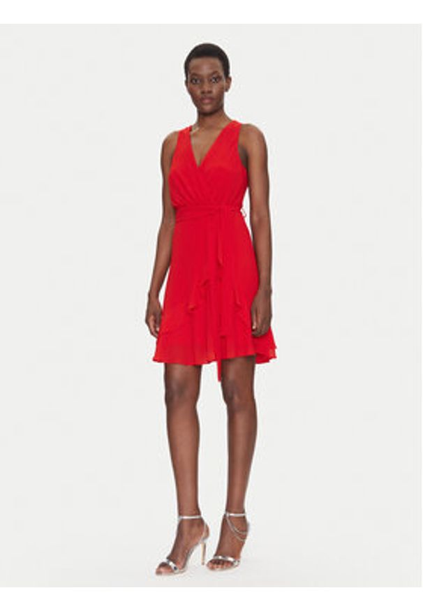 Morgan Sukienka koktajlowa 241-ROSVAL M Czerwony Regular Fit. Kolor: czerwony. Materiał: syntetyk. Styl: wizytowy