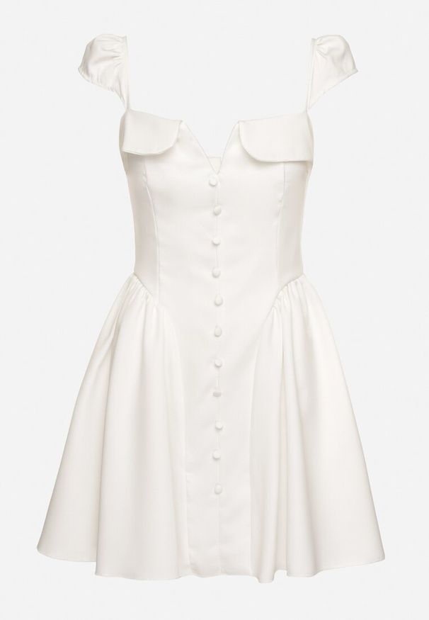 Born2be - Biała Rozkloszowana Sukienka z Ozdobnym Dekoltem i Guzikami Salasesia. Okazja: na co dzień. Typ kołnierza: dekolt kwadratowy. Kolor: biały. Styl: elegancki, casual