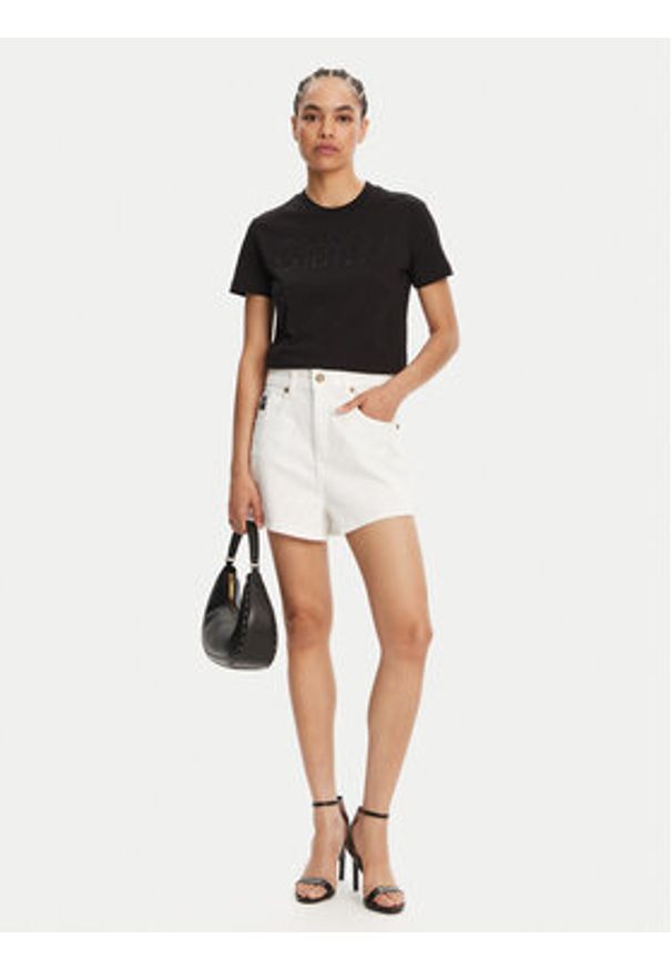 Versace Jeans Couture Szorty jeansowe 78HAD514 Biały Straight Fit. Kolor: biały. Materiał: bawełna
