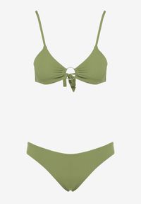 Born2be - Zielone Bikini z Ozdobnym Kółkiem Przy Biustonoszu Naveena. Kolor: zielony. Wzór: aplikacja