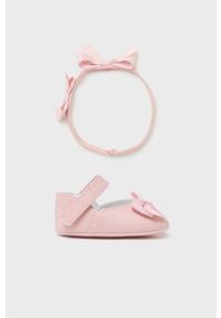 Mayoral Newborn buty niemowlęce kolor różowy. Zapięcie: rzepy. Kolor: różowy. Materiał: materiał. Wzór: gładki #4