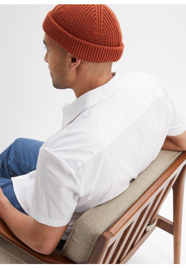 bonprix - Koszula z krótkim rękawem, ze stretchem, slim fit. Kolor: biały. Materiał: materiał. Długość rękawa: krótki rękaw. Długość: krótkie