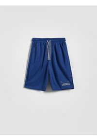 Reserved - Sportowe szorty - granatowy. Kolor: niebieski. Materiał: dzianina. Styl: sportowy