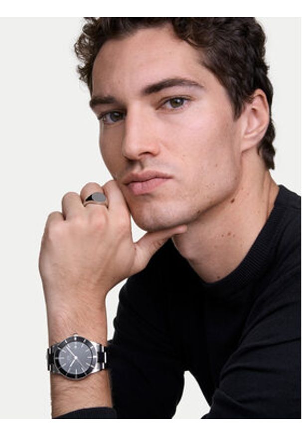 Daniel Wellington Zegarek Iconic Paradigma 40 DW00100822 Czarny. Kolor: czarny