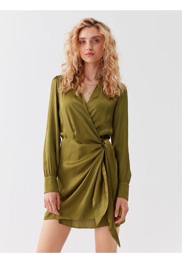 MAX&Co. Sukienka koszulowa Ditta 72241023 Zielony Regular Fit. Kolor: zielony. Materiał: wiskoza. Typ sukienki: koszulowe