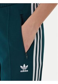 Adidas - adidas Spodnie dresowe Beckenbauer JV7395 Zielony Regular Fit. Kolor: zielony. Materiał: bawełna #3