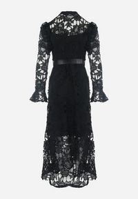 Born2be - Czarna Sukienka Maxi Koronkowa z Paskiem z Ekoskóry Dodatkowo Halka Fesumma. Kolor: czarny. Materiał: koronka. Długość rękawa: na ramiączkach. Długość: maxi #4