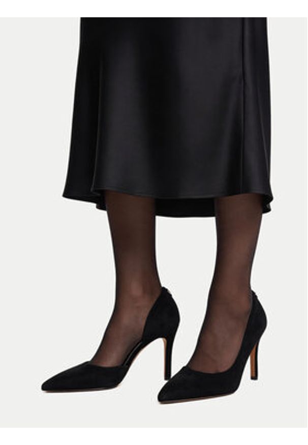 Nine West Szpilki CEO-MONA-01 Czarny. Kolor: czarny. Materiał: materiał. Obcas: na szpilce