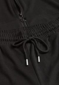 Born2be - Czarny 2-częściowy Komplet Dresowy z Bluzą i Spodniami Seraphelle. Kolor: czarny. Materiał: dresówka. Sport: turystyka piesza #8