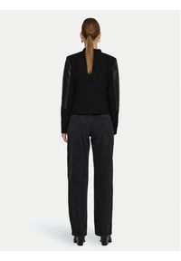 only - ONLY Marynarka Farida 15334242 Czarny Regular Fit. Kolor: czarny. Materiał: syntetyk