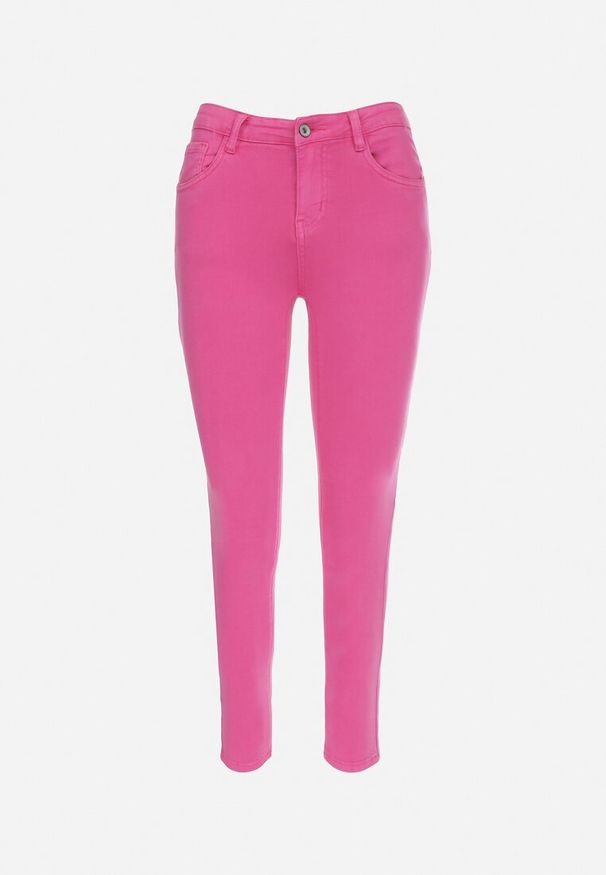 Born2be - Fuksjowe Jeansy Skinny z Regularnym Stanem Ingas. Kolor: różowy. Długość: krótkie. Wzór: gładki