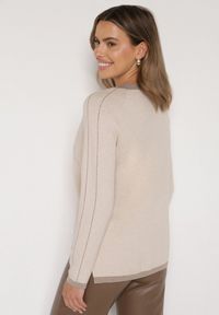 Born2be - Beżowy Sweter Ozdobiony Paskami i Aplikacją Tusanne. Okazja: na co dzień. Kolor: beżowy. Materiał: jeans. Wzór: aplikacja. Styl: casual, elegancki #7