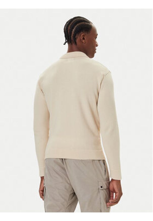 C.P. Company Sweter 19CMKN061A110432A Beżowy Regular Fit. Kolor: beżowy. Materiał: syntetyk