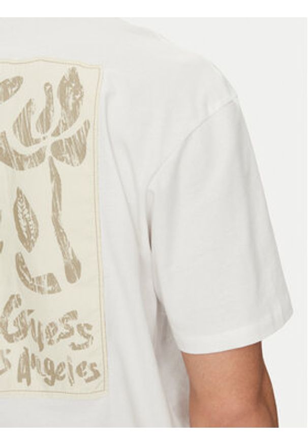 Guess T-Shirt 172901 Biały Classic Fit. Kolor: biały. Materiał: bawełna