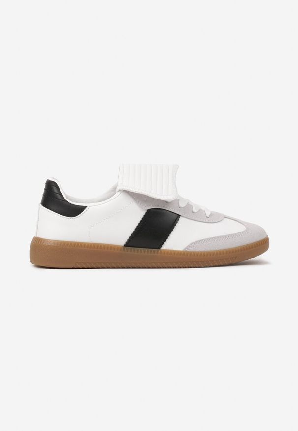 Born2be - Biało-Czarne Sneakersy na Płaskiej Podeszwie z Wywiniętym Językiem Felilora. Okazja: na co dzień. Kolor: biały. Materiał: jeans. Obcas: na płaskiej podeszwie