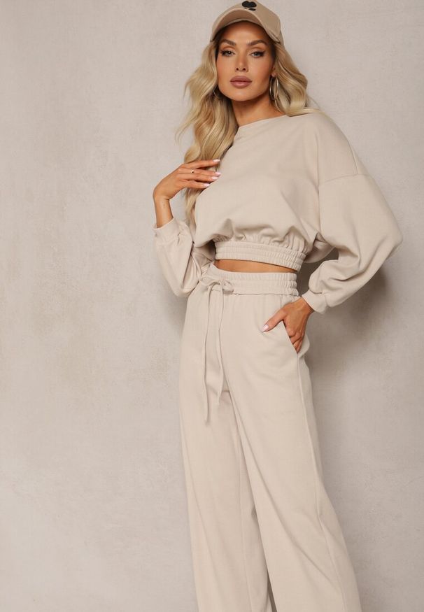 Renee - Beżowy Bawełniany Komplet Bluza Krótka ze Ściągaczem i Szerokie Spodnie ze Sznurkiem w Pasie Rionnea. Kolor: beżowy. Materiał: bawełna