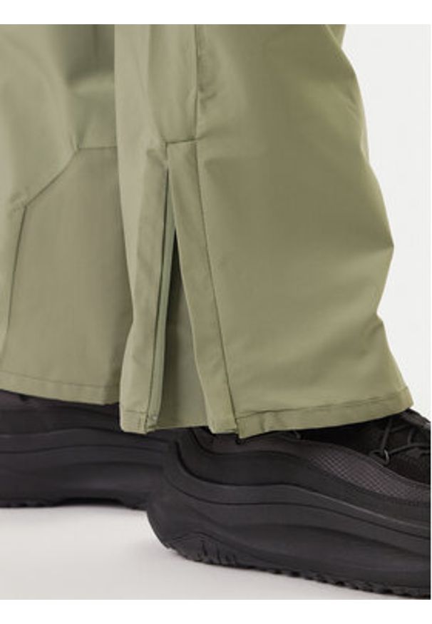 Quiksilver Spodnie snowboardowe Utility EQYTP03220 Zielony Modern Fit. Kolor: zielony. Materiał: syntetyk. Sport: snowboard