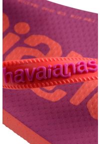 Havaianas japonki TOP LOGOMANIA kolor fioletowy 4145741.1256. Kolor: fioletowy. Materiał: guma #5