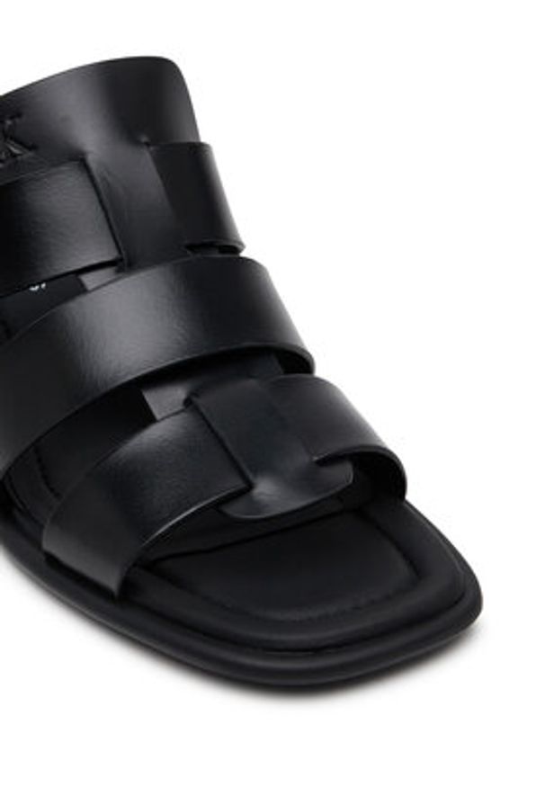 Calvin Klein Jeans Klapki Heel Square Mg Lth YW0YW01702 Czarny. Kolor: czarny. Materiał: skóra