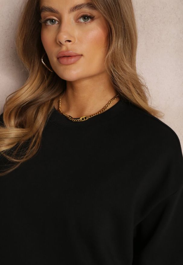 Renee - Czarna Bluza z Polarową Podszewką Heseh. Okazja: na co dzień. Kolor: czarny. Materiał: polar. Długość rękawa: długi rękaw. Długość: długie. Wzór: gładki, jednolity. Sezon: zima, jesień. Styl: klasyczny, casual