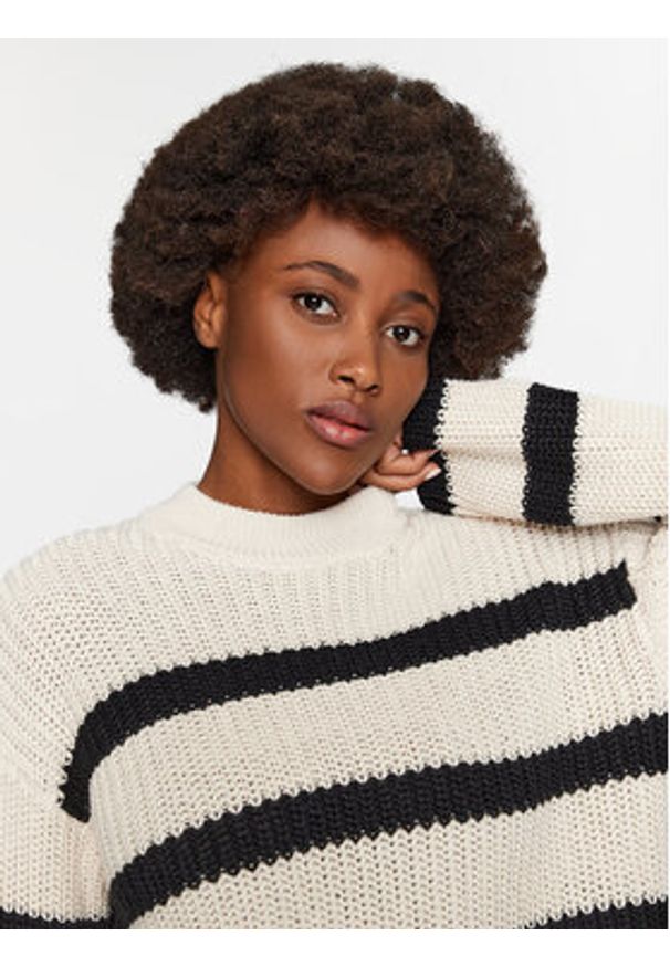 Vero Moda Sweter 10293683 Beżowy Regular Fit. Kolor: beżowy. Materiał: bawełna