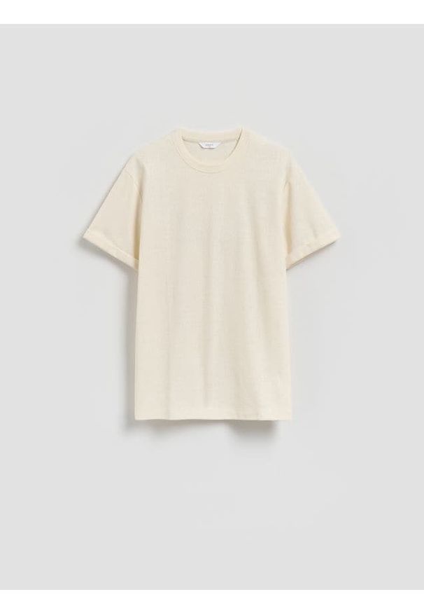 Reserved - Strukturalny t-shirt comfort fit - złamana biel. Materiał: bawełna, dzianina