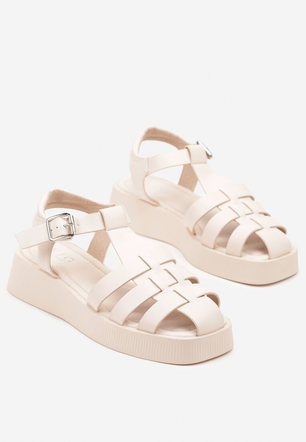 Born2be - Jasnoróżowe Sandały Typu Gladiatorki Firarose. Okazja: na co dzień. Zapięcie: sprzączka. Kolor: różowy. Sezon: lato. Styl: casual