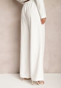 Renee - Białe Szerokie Spodnie w Eleganckim Stylu Hanessame. Kolor: biały. Styl: elegancki
